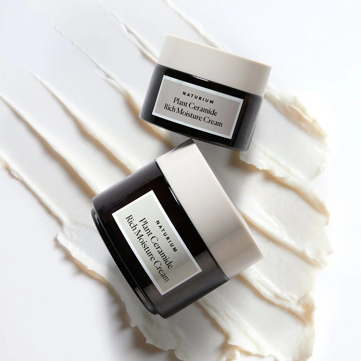 plant-ceramide-rich-moisture-cream-jumbo-x6 11_18_2021_Naturium0575-crop.webp