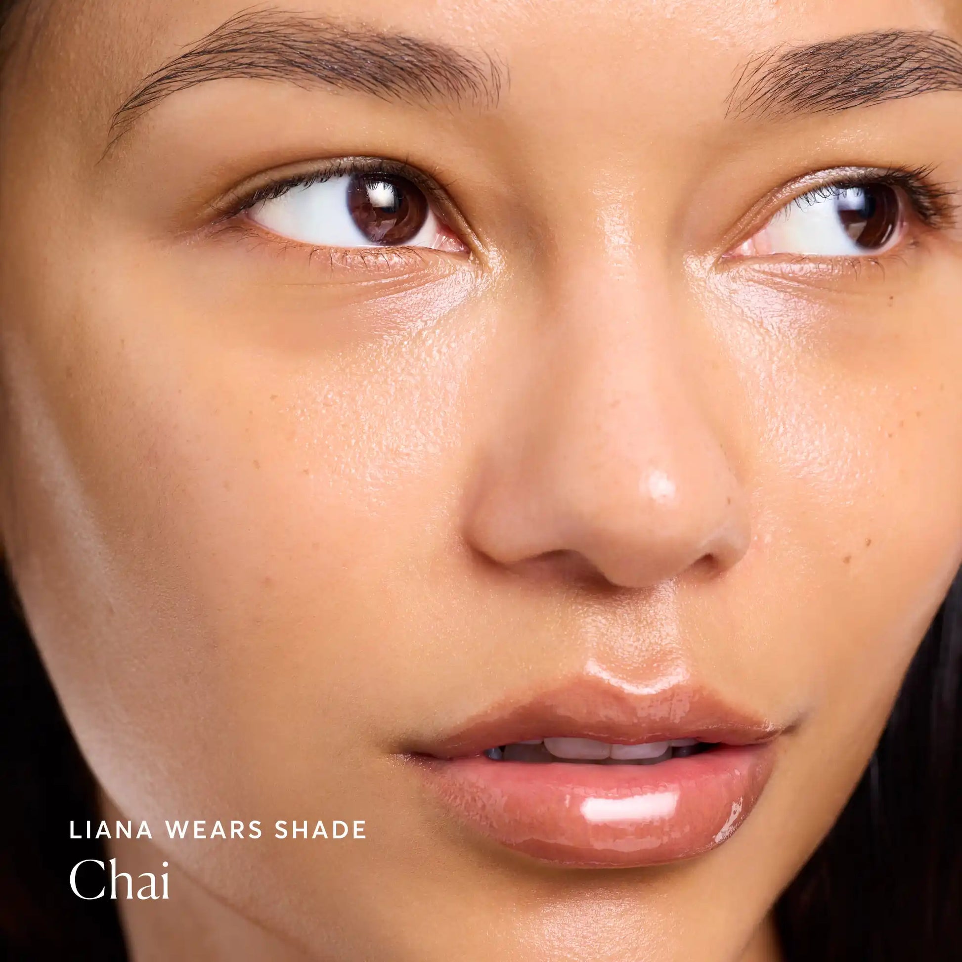 phyto-glow-lip-balm-chai-q7 NATR-60111-Alt-Images-Phyto-Glow-Lip-Balm-Chai-04.webp